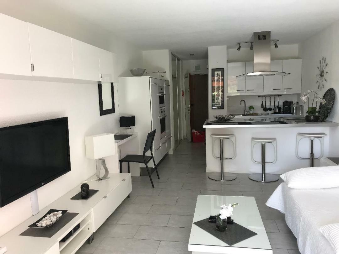 Les Hameaux Apartment Bandol Exterior photo