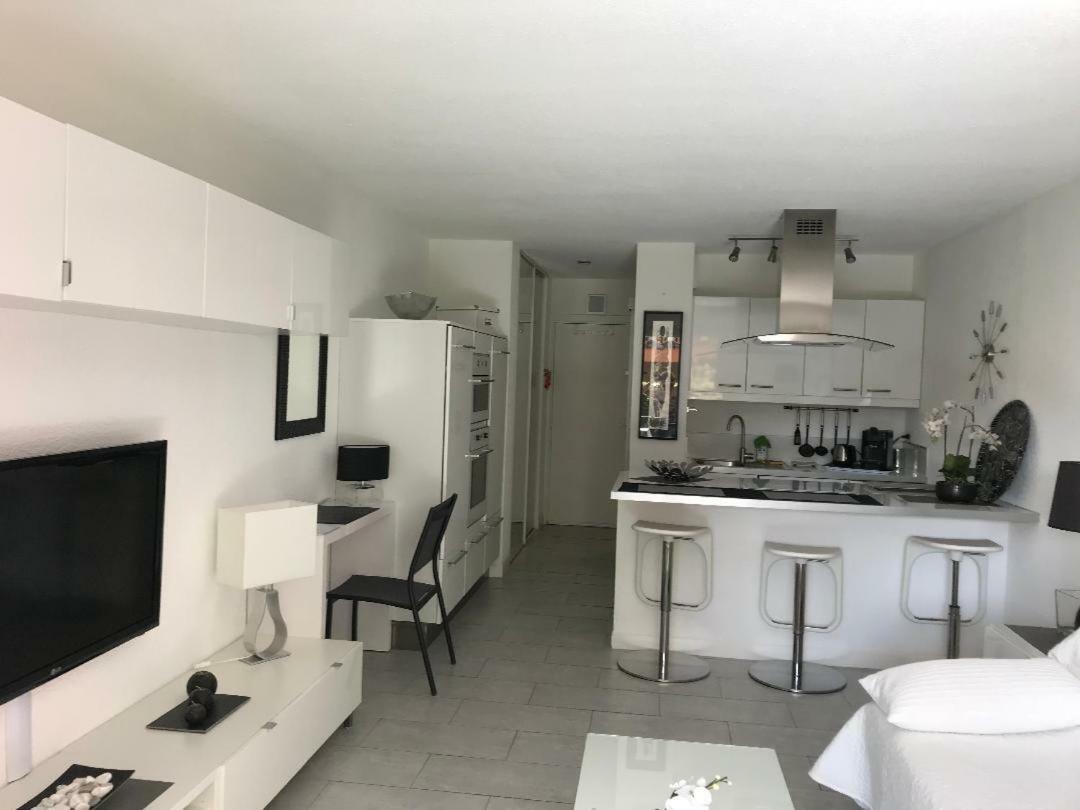Les Hameaux Apartment Bandol Exterior photo